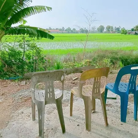 Homestay Amir Chemumaq Arau Exterior photo